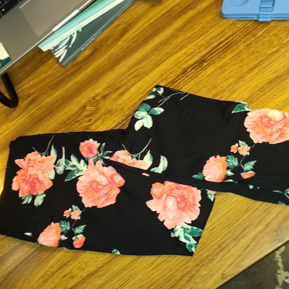 Floral leggings